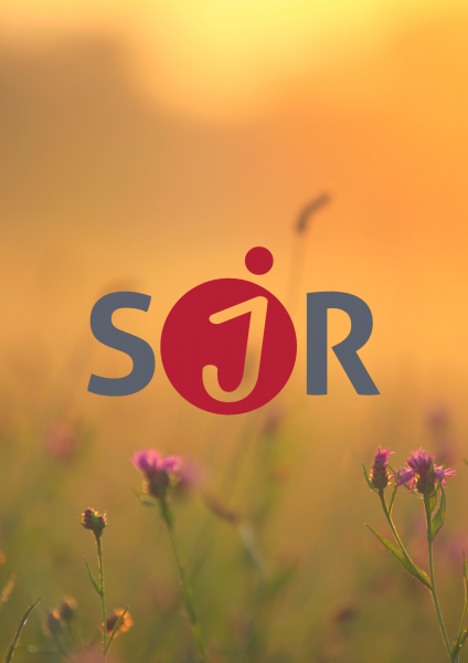 SJR Logo im herbstlichen Stil.