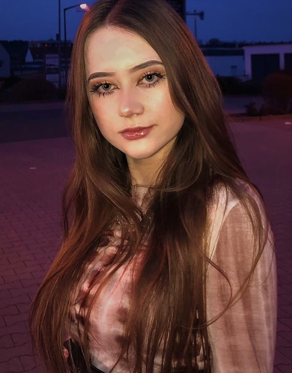 Portrait von Lara Schnaus